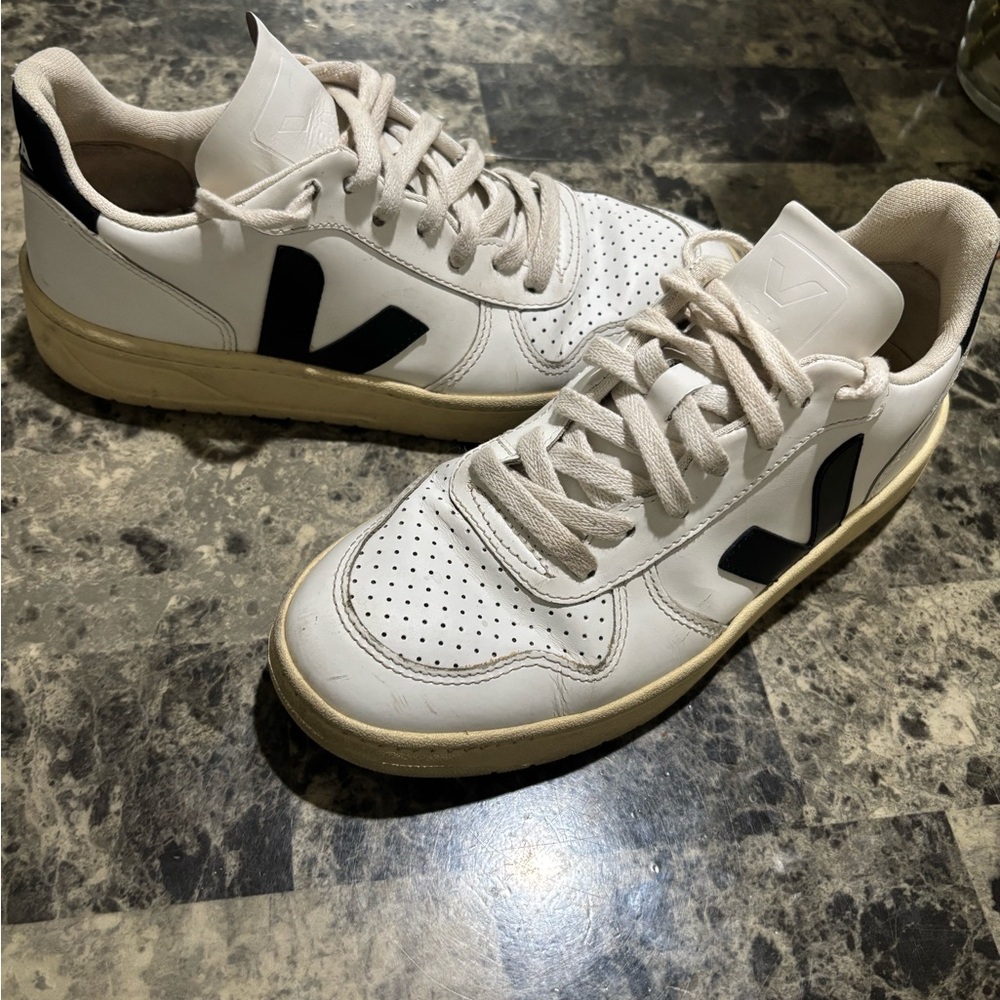 Veja White and Black Women's Sneakers